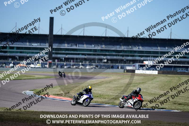 Rockingham no limits trackday;enduro digital images;event digital images;eventdigitalimages;no limits trackdays;peter wileman photography;racing digital images;rockingham raceway northamptonshire;rockingham trackday photographs;trackday digital images;trackday photos